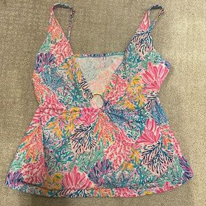 Like new Lilly Pulitzer tankini swim top.